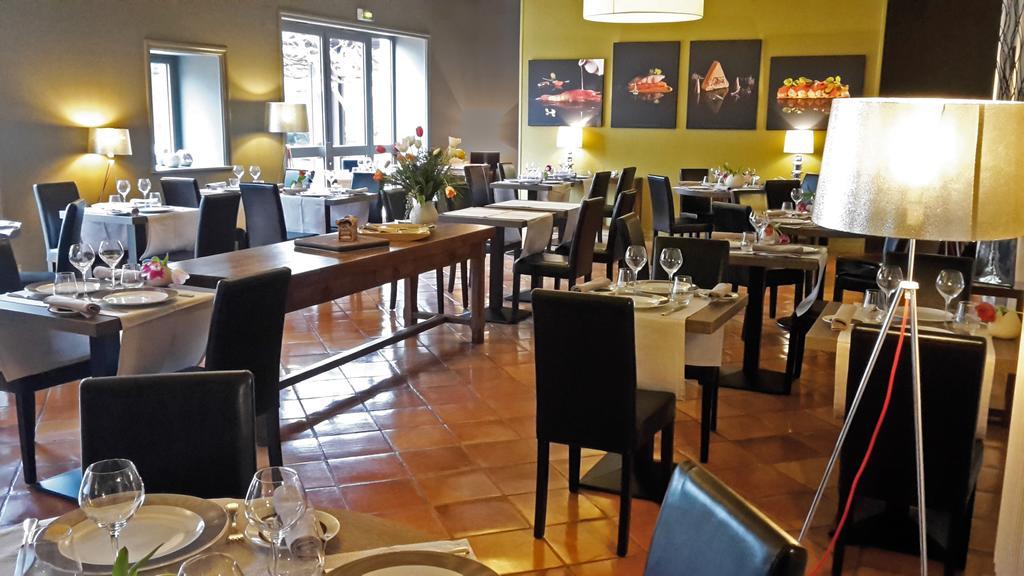 Demeures Et Chateaux L'Abbaye Caladoise - Anciennement Hostellerie Ferme Du Poulet Villefranche-sur-Saone Ngoại thất bức ảnh